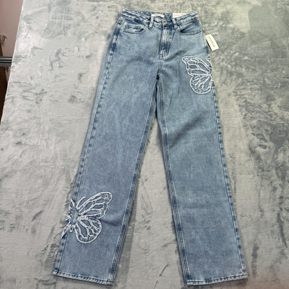 PacSun 90s Boyfriend Butterfly Applique Light Wash Jeans Waist 26 Tag Size 25